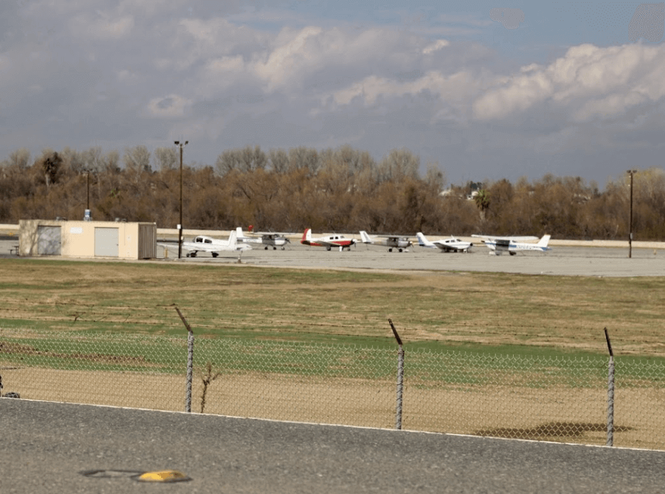 Small Plane Crash In Corona Kills Pilot - Deldar Legal