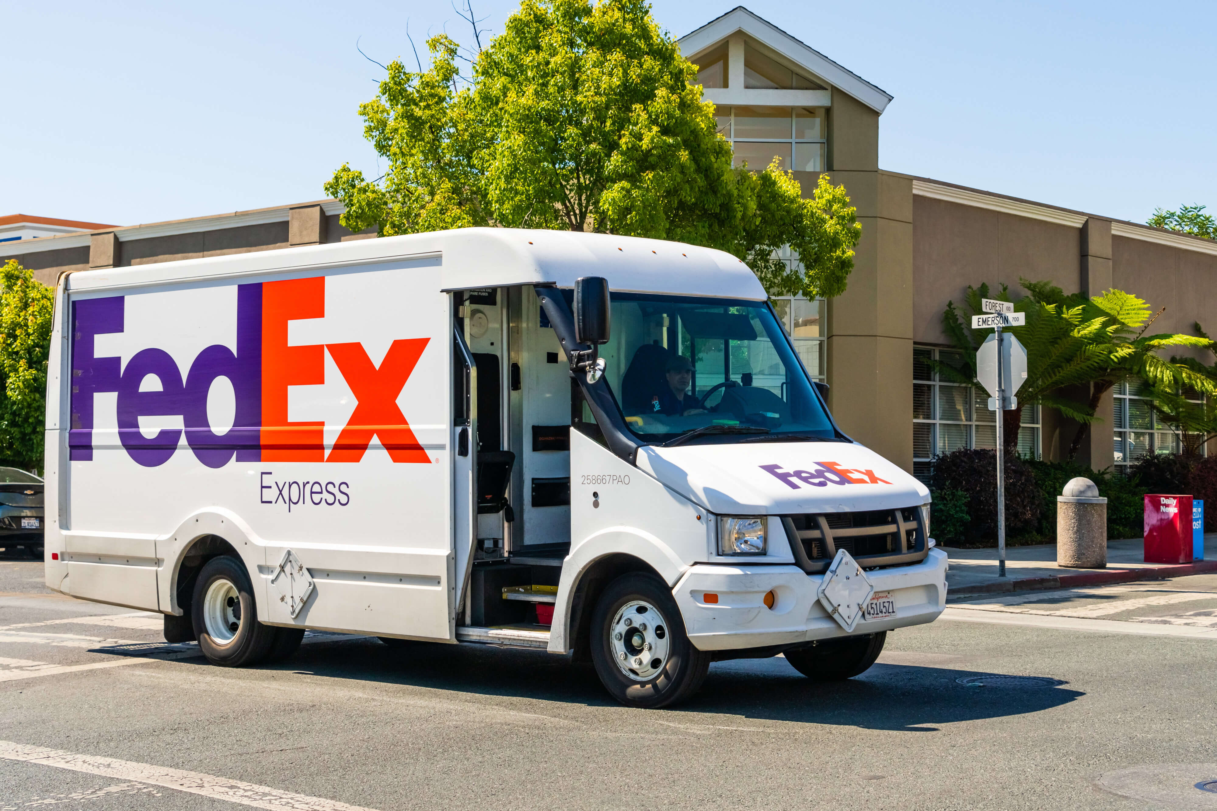 Amazon & FedEx Delivery Accidents