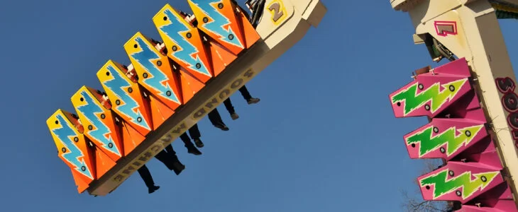 Amusement park ride stuck