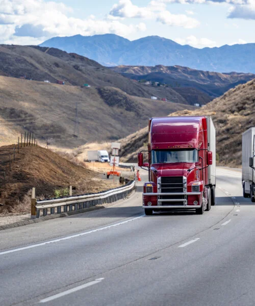 San Jose, CA – Injury Reported in Crash Involving Semi-Truck on Hwy 17 Near Idylwild Rd